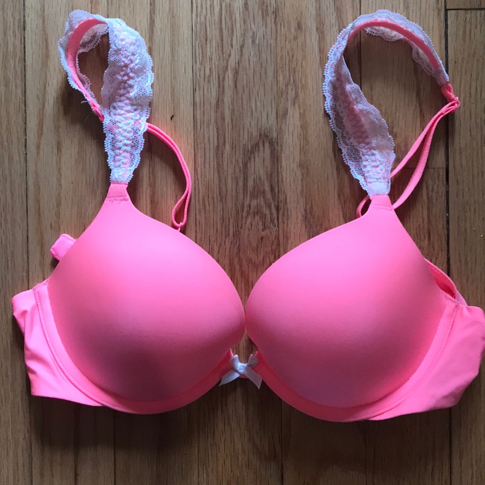 Victoria’s Secret push up bra